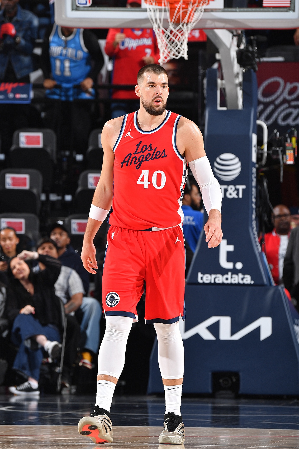 星空体育app下载-美媒评祖巴茨：快船内线支柱崛起，拯救球队于危难之际